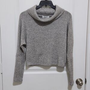 MOD Womens M Gray Cowl Neck Cropped Angora Blend Sweater Dolman Sleeve